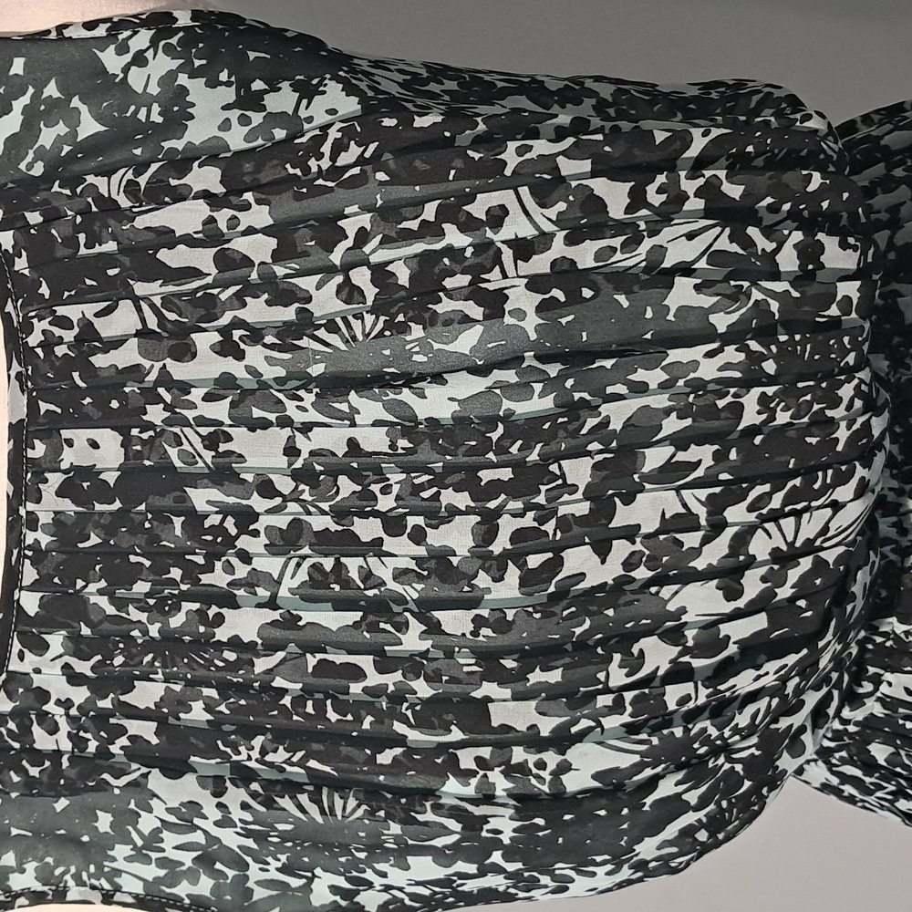 Banana Republic Black Patterned/Light Blue Dress. Size Petite 0. - Picture 2 of 8